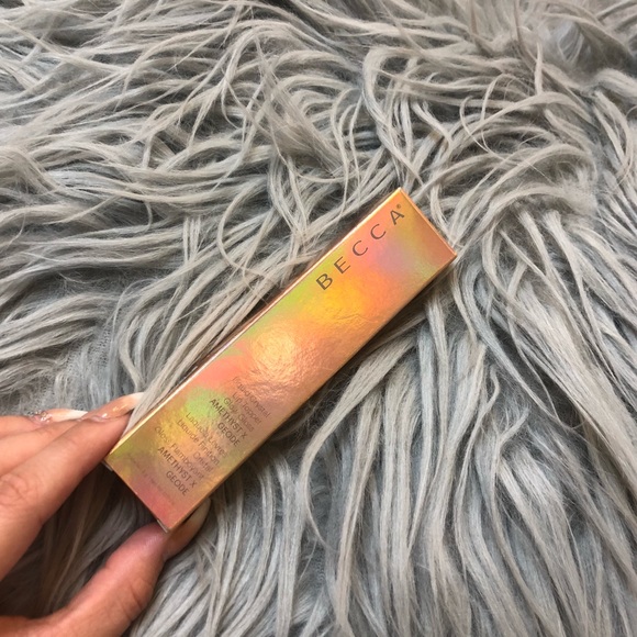 BECCA LIMITED EDITION LIPGLOSS - Picture 2 of 3